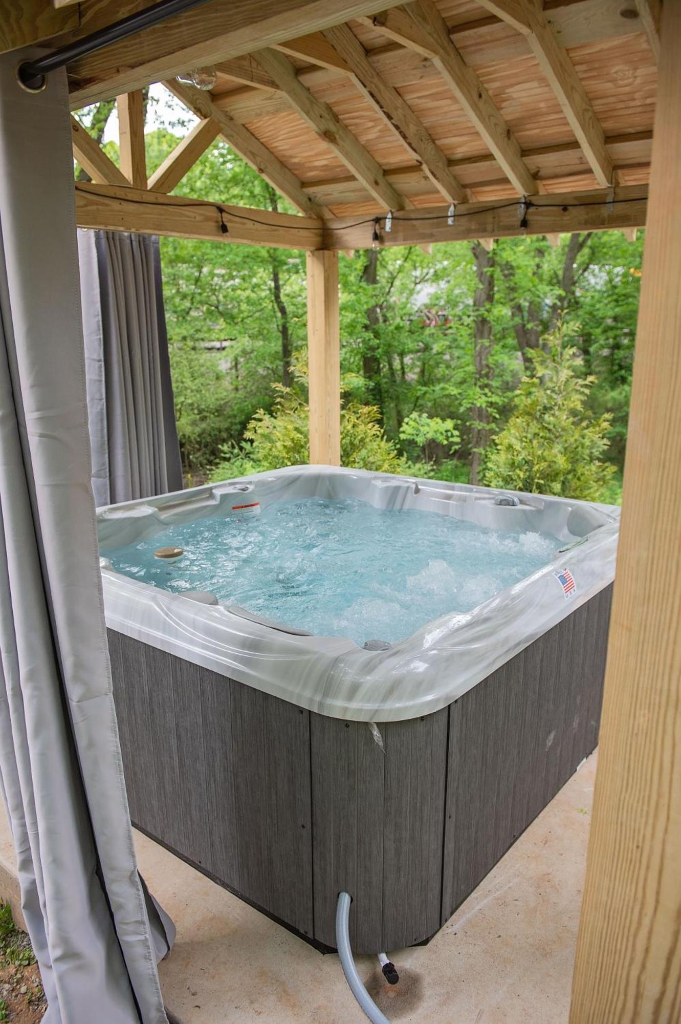Jake Cabin Luxury Hot Tub Cabin Near Downtown تشاتانوغا المظهر الخارجي الصورة