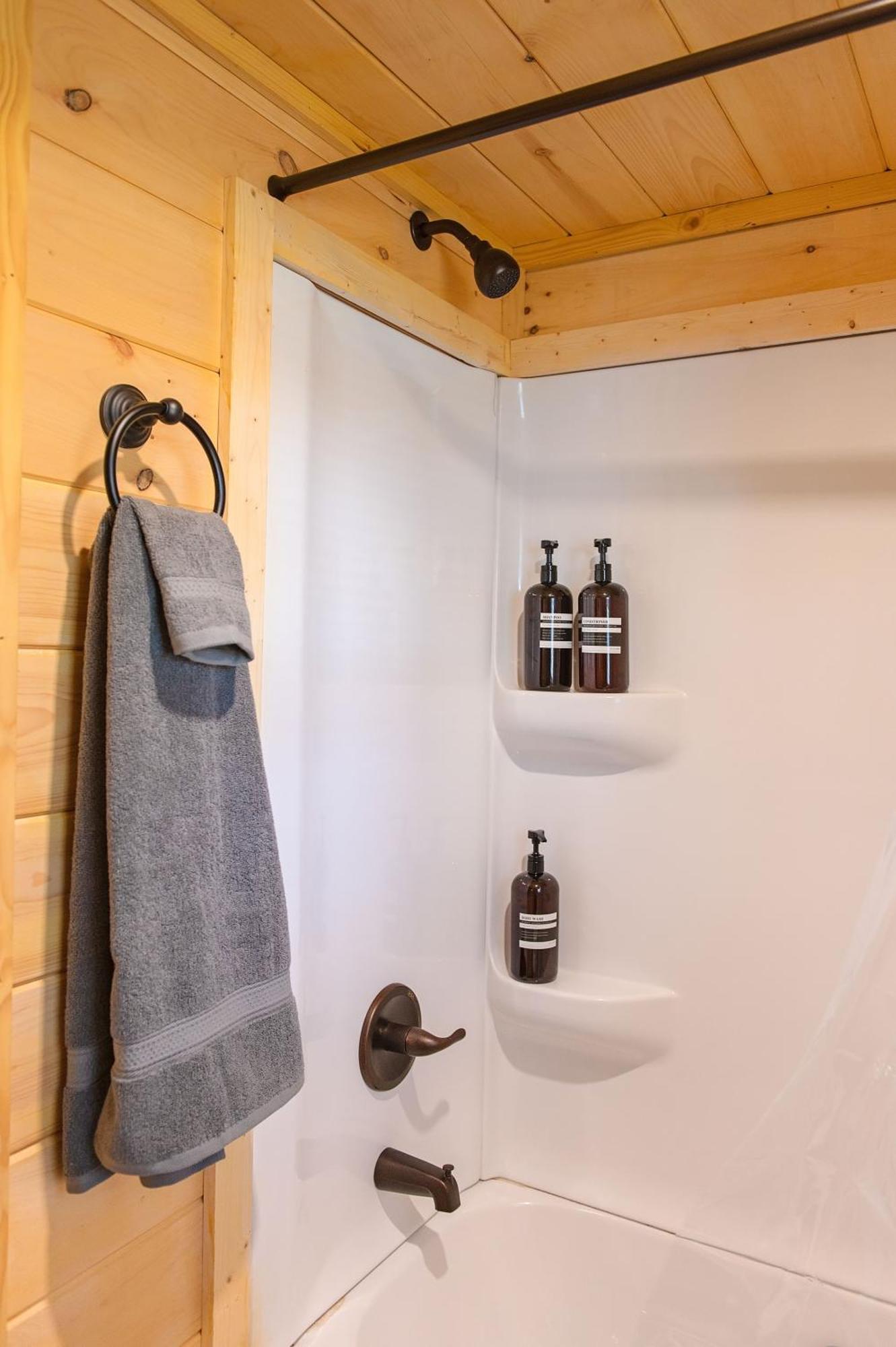 Jake Cabin Luxury Hot Tub Cabin Near Downtown تشاتانوغا المظهر الخارجي الصورة